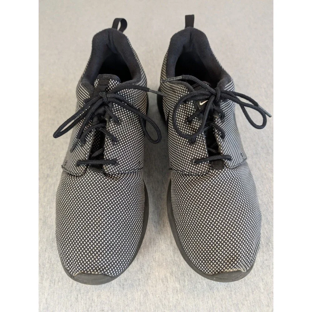 Nike Roshe One Premium Men's Black Low Top Athletic Sneaker 525234-005 s-11 2015